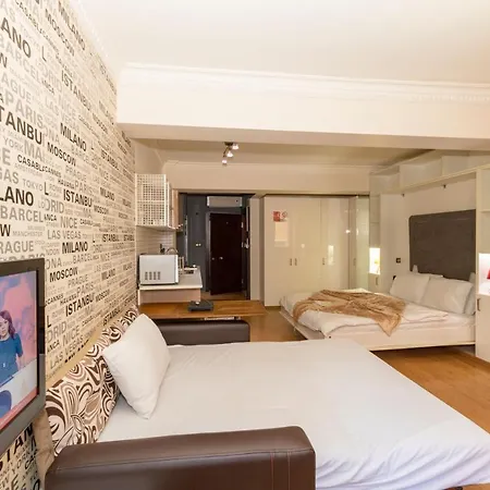 Hotel Opera House 2*