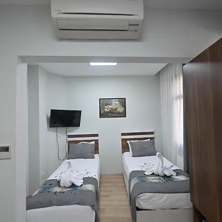 Ξενοδοχείο Safir Gold 4*