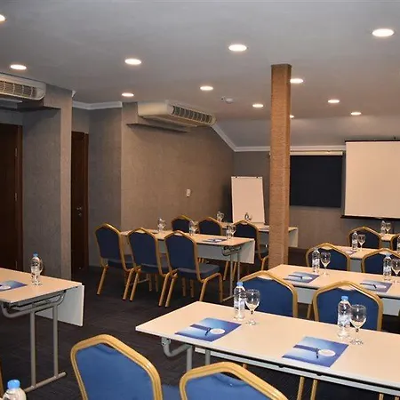 Rhiss Maltepe 4*
