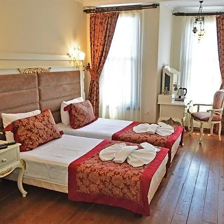 Отель Sphendon 3*