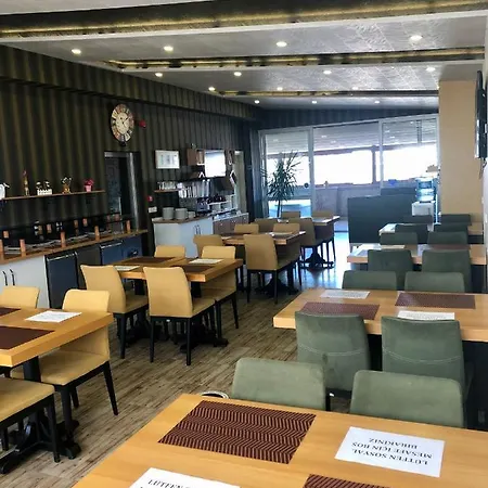 Era Palace 호텔 2*