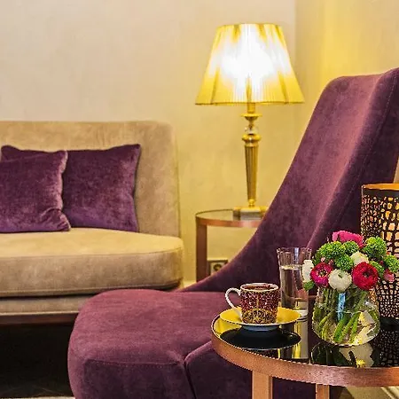 Hotel Meroddi La Porta