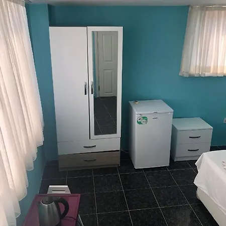 Aurora Aparthotel