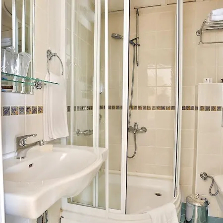 Barin Hotel 3*