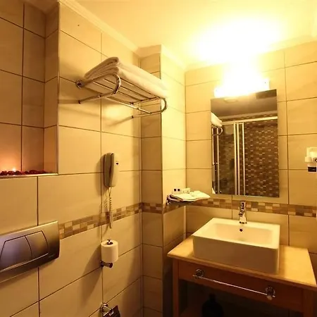 Venera Old Hotel 4*