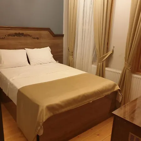 Staryy Dom Hotel