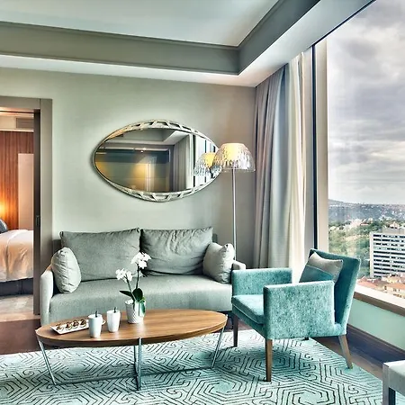 מלון Renaissance Polat Bosphorus 5*