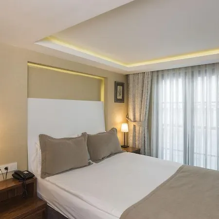Hotel Aston Taksim 4*