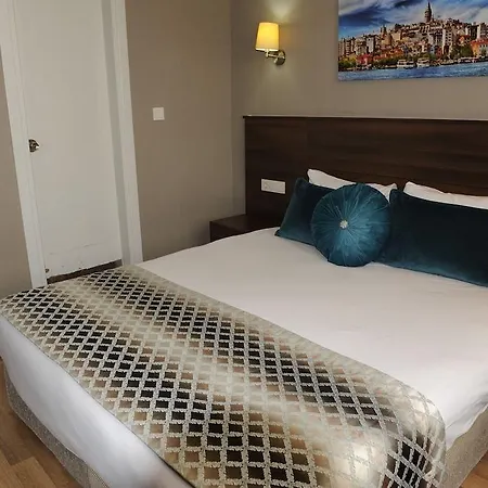 Star City Hotel 2*