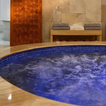 La Hotel