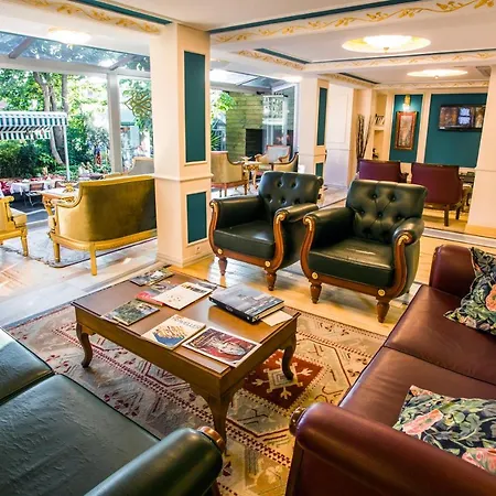 Hotel Rose Garden