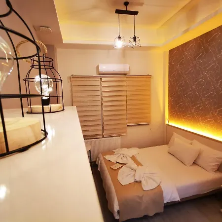 Hotel La Casa De Taksim 2*
