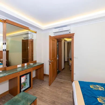 Byzantium Comfort Hotel 3*