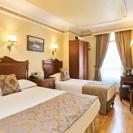 Western Empire Palace & Istanbul