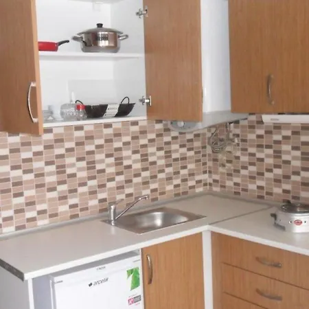 Eroz House Apartment *