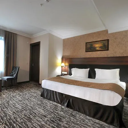 Rhiss Bostanci Hotel 3*