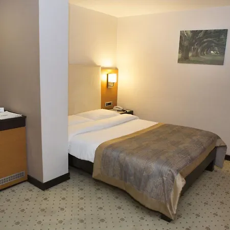 Hotel Zoe 3*
