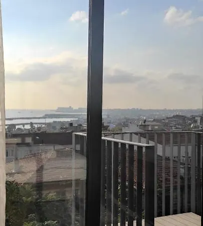 Hotel Four-g