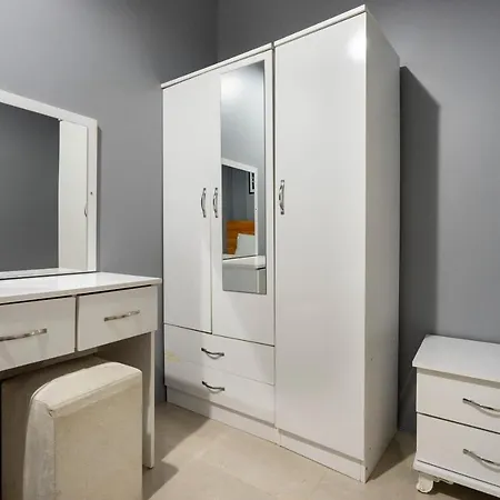 La Luna Suites Aparthotel *