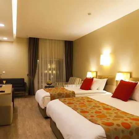 Grand Plaza