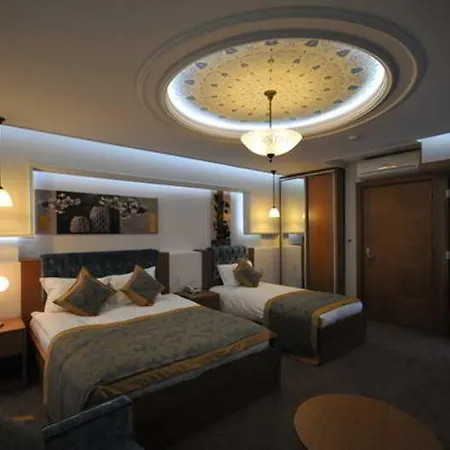 Cumbali Luxury Boutique Hotel