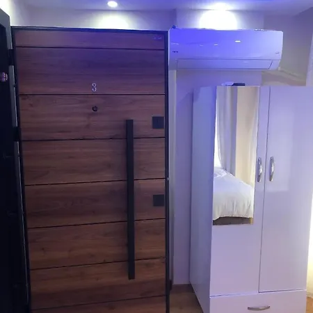 Darkblue Hotel