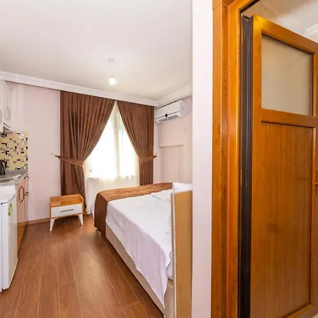 Tavra Hotel 2*