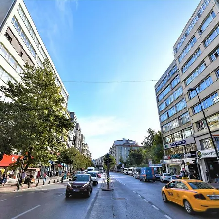 Form * Istanbul