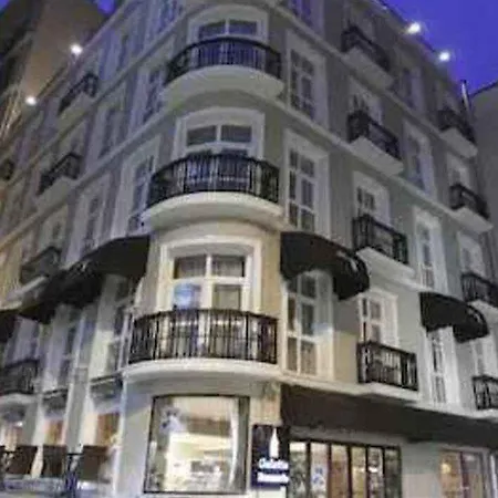 Galata Hostel *