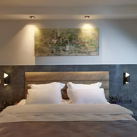 The Bold Hotel *