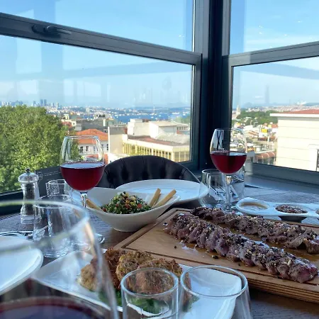Pierre Loti Old City- Special Category Hotel Estambul