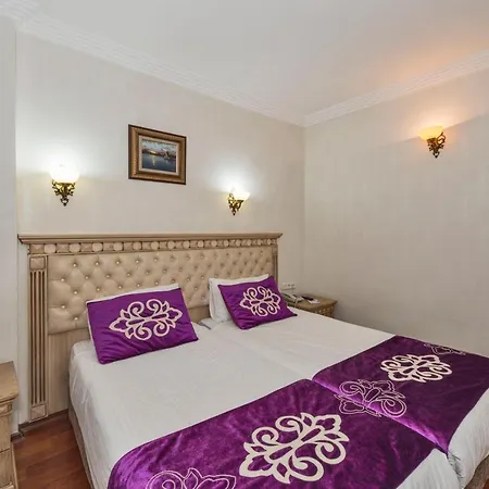 Istanbul Holiday Hotel Hotel