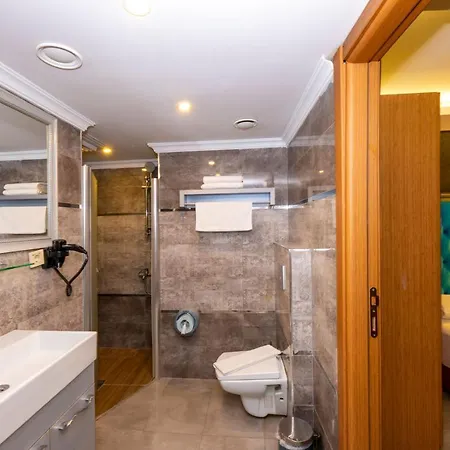 Grand Palace 3* Istanbulská provincie