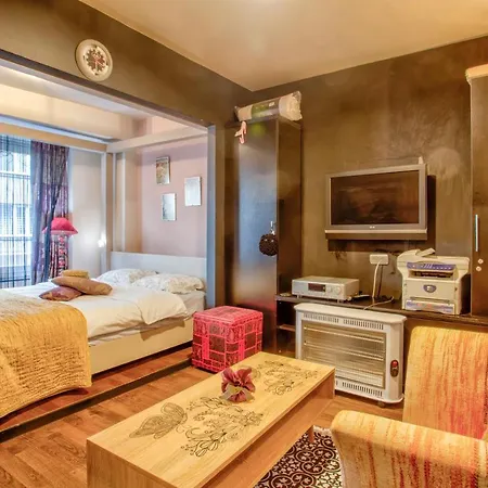Le Chic Apart Artsy Nisantasi Apartment
