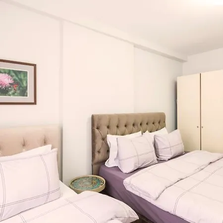 Kemer Taksim Apartment *