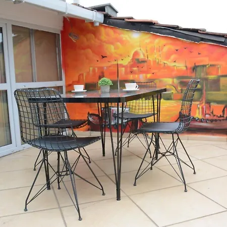 Taksim Square-la Casa Concept Apartment