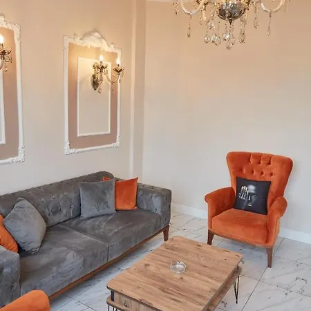 Great View Of Taksim Square, Luxury Furnished On Main Street Of Taksim, Partial Sea View Apartament