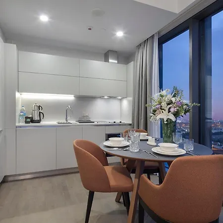 Retro 9 Homes&suites Daire *