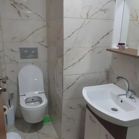 Aparthotel Mia 2*