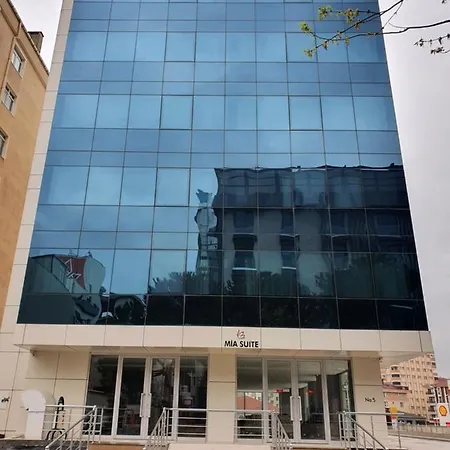 Aparthotel Mia 2*