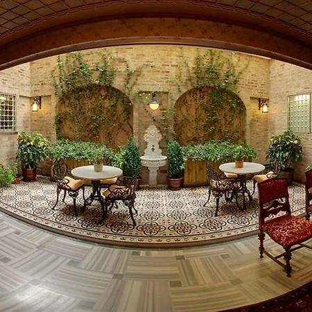 فندق نايلز