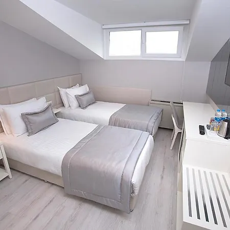 Ravvda Hotel 3*