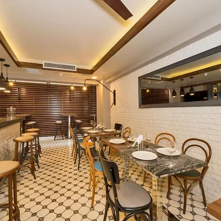 Mien W Bed & Breakfast 4*