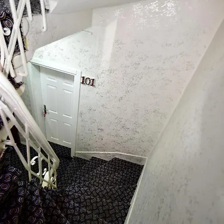 Hotel Han Πανσιόν 3*
