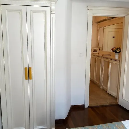 La Petite Maison 2*