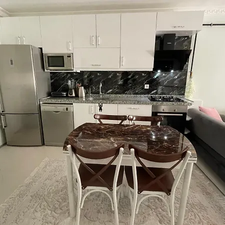 Apartment Ortakoy Daire Near The Liv Hospital Istanbul