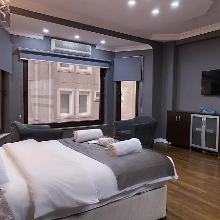 Pera Line Hotel