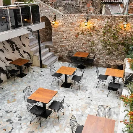 Castillo Rojo 3* Istanbul