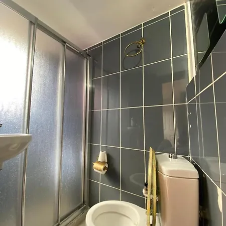 Hostel Taksim Wooden House Istanbul