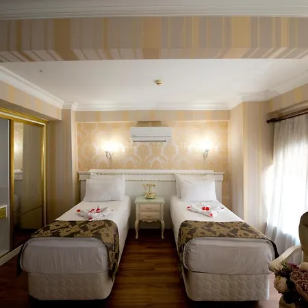 Golden Horn 4*